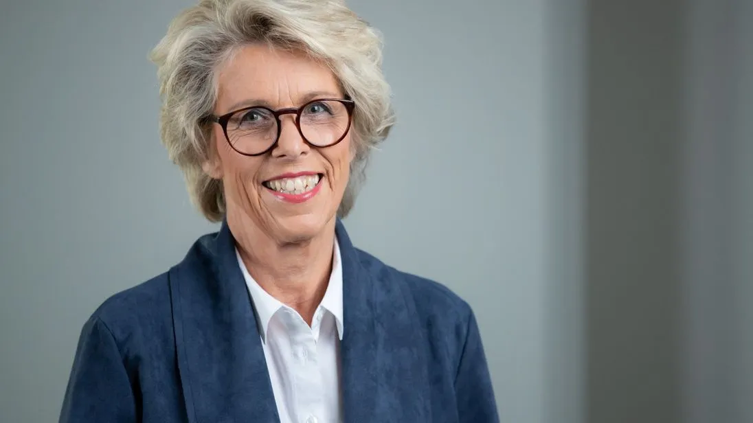 Christiane Schönefeld ist seit 2023 Vorsitzende der Kommission.